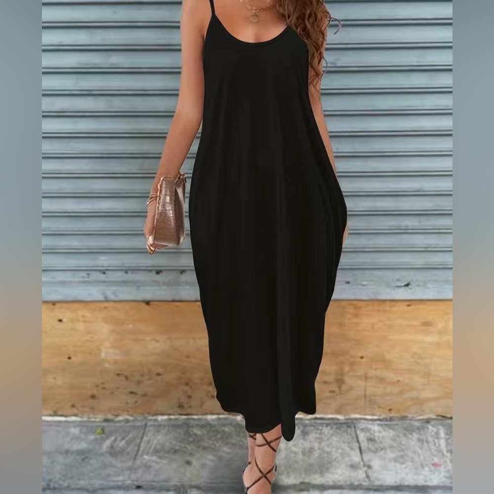 SO CHIC BOUTIQUE MAXI DRESS WITH POCKETS!